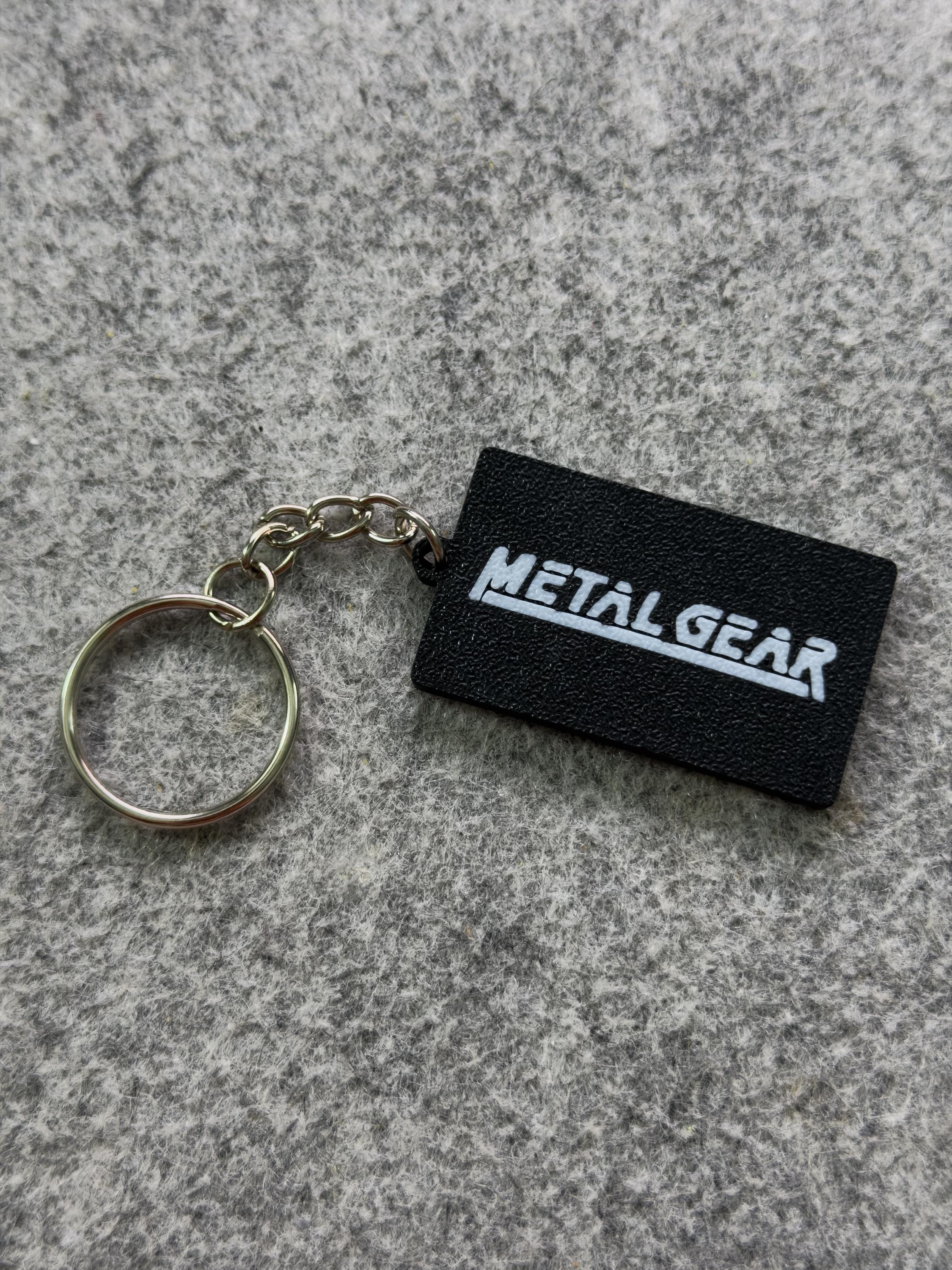 Metal Gear Solid PS1 Keychain: Retro Gamer Gift