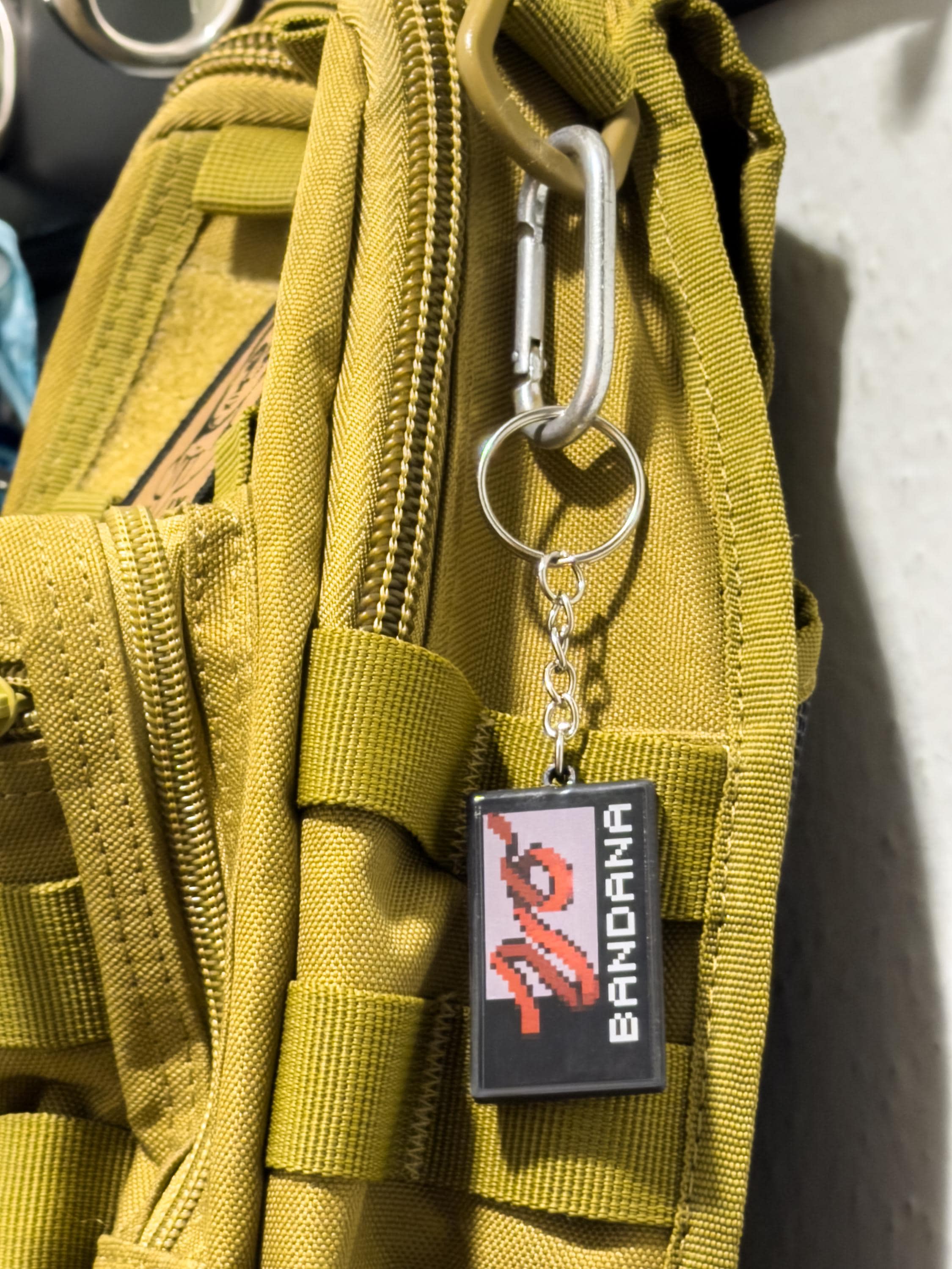 Metal Gear Solid PS1 Keychain: Retro Gamer Gift